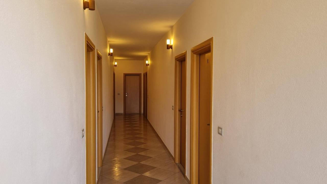 Anmaor Qeparo Exterior foto